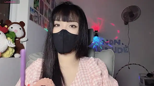Živý XXX chat Tieu-May