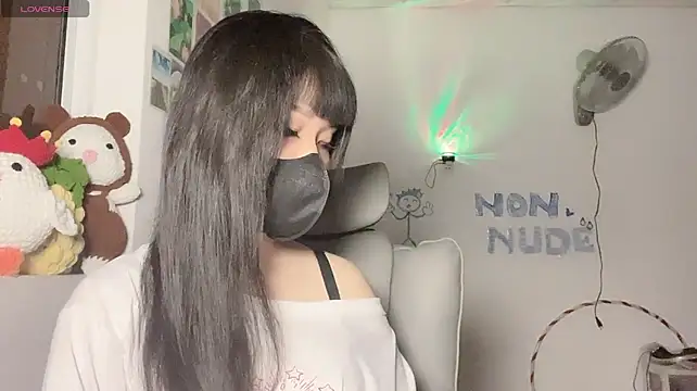 Tieu-May – Live XXX-chat