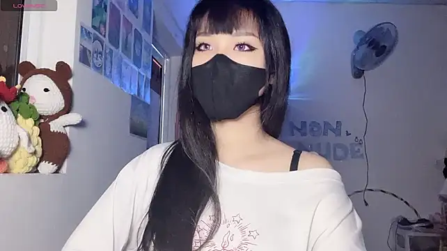 Tieu-May's Webcam Show