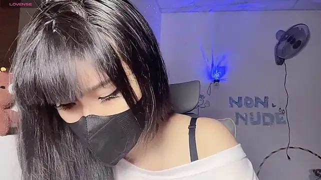 Chat XXX en directo de Tieu-May