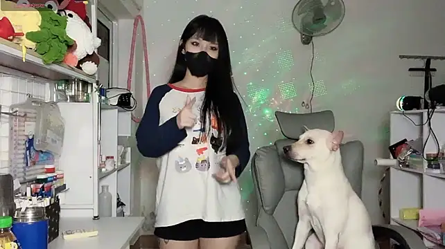 Tieu-May's Live XXX Chat
