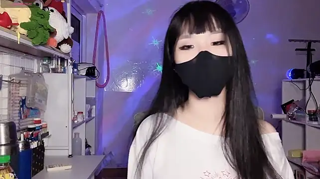 Živý XXX chat Tieu-May