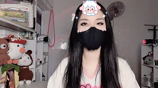 Tieu-May's Live XXX Chat