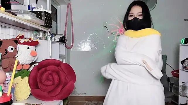 Tieu-May 网络视讯表演