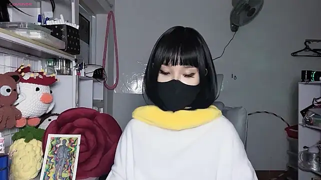 צ'אט XXX בשידור חי של Tieu-May