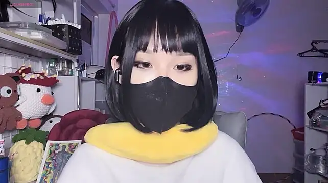 Tieu-May Webcam show