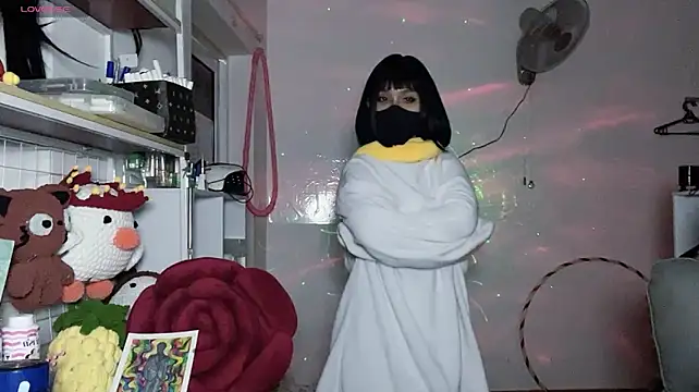 Tieu-May's Webcam Show