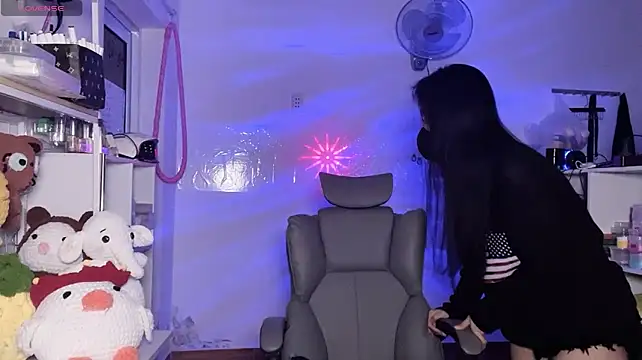 Webkamerová show Tieu-May