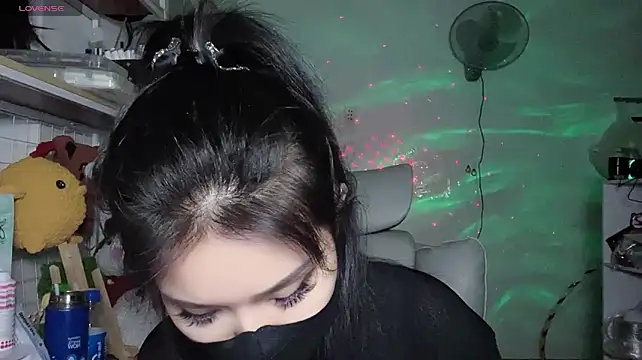 Živý XXX chat Tieu-May