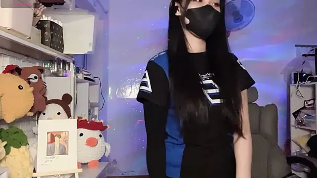 Živý XXX chat Tieu-May