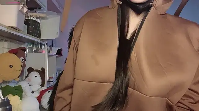 Tieu-May Show Webcam