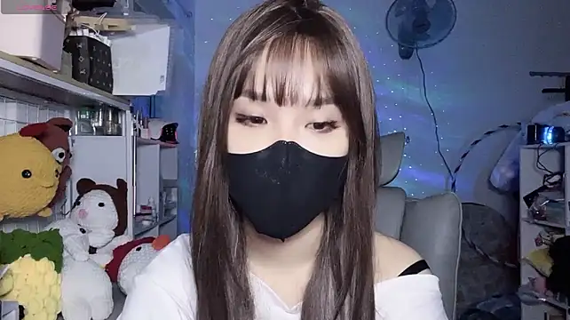 Tieu-May's Webcam Show