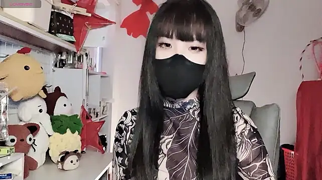 Tieu-May 在線直播表演