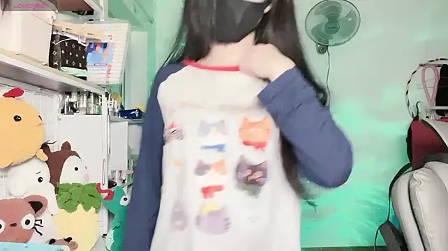 Tieu-May Show Webcam