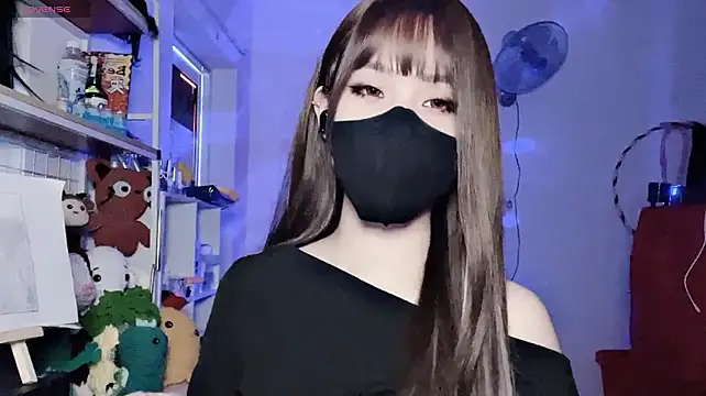 Tieu-May's Webcam Show