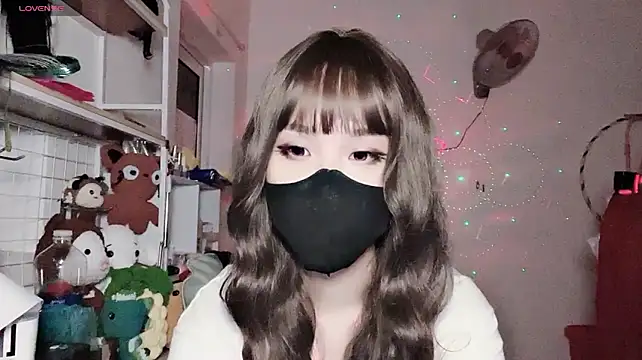Tieu-May's Live XXX Chat