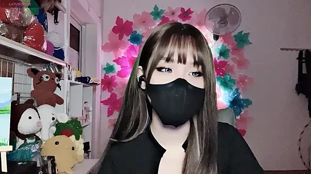 Tieu-May's Webcam Show
