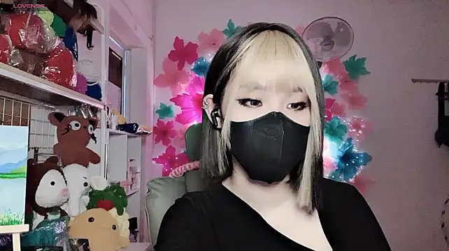 Tieu-May Chat XXX live