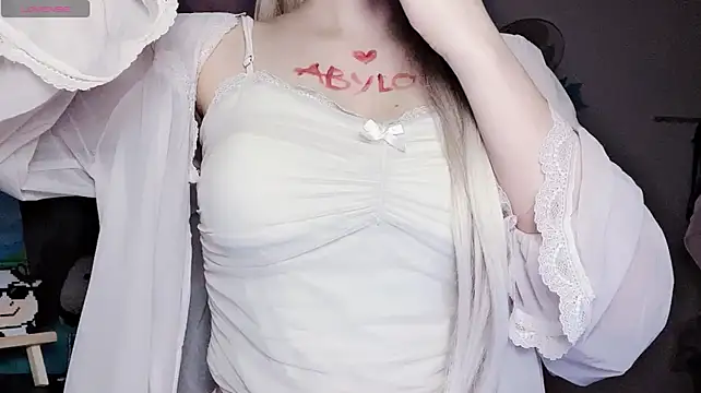 Chat +18 de Tieu-May ao vivo