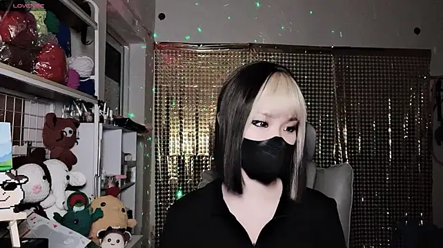 Tieu-May – Naživo XXX chat