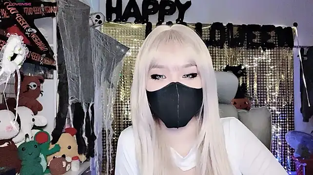 Živý XXX chat Tieu-May
