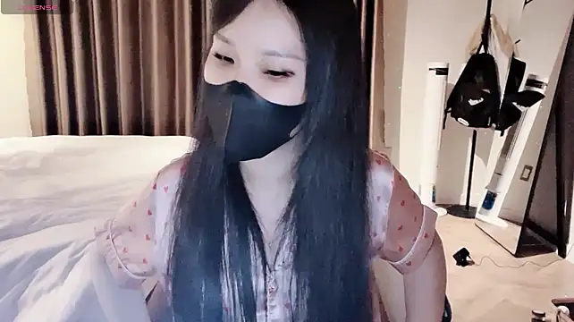 Živý XXX chat Tieu-May