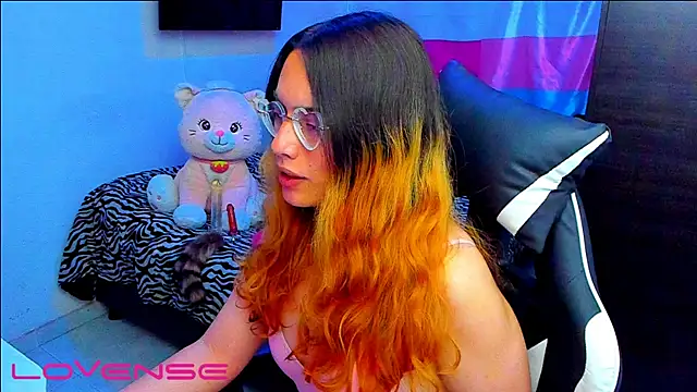 lillykittyyy webcam show