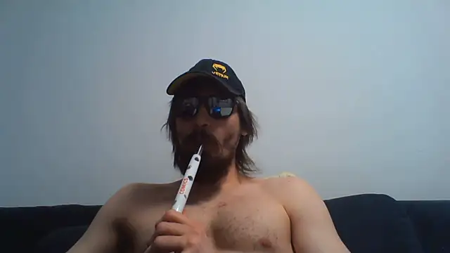 Show modela KaelNox na web-kameri