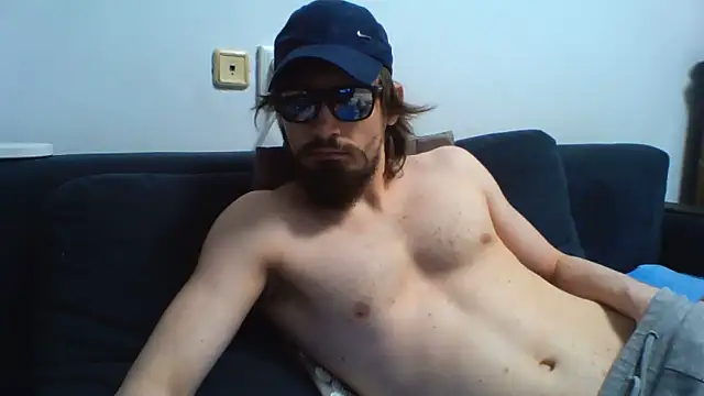 Show modela KaelNox na web-kameri