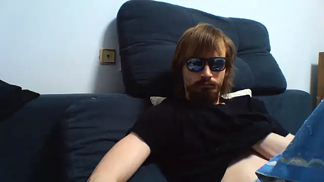 Show modela KaelNox na web-kameri