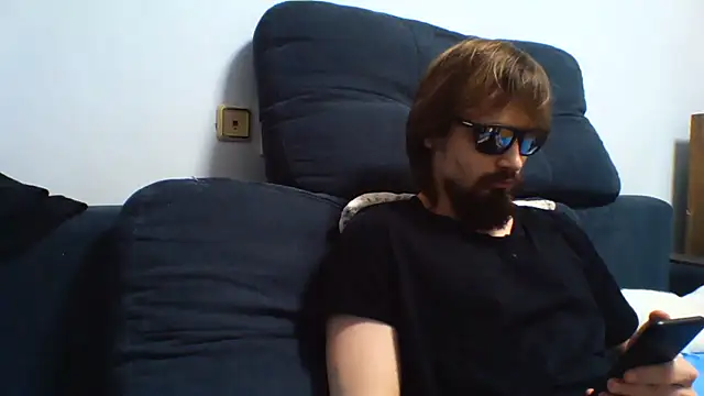 KaelNox's Webcam Show