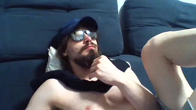 Show modela KaelNox na web-kameri