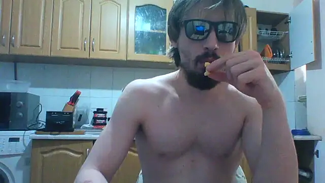 Show modela KaelNox na web-kameri