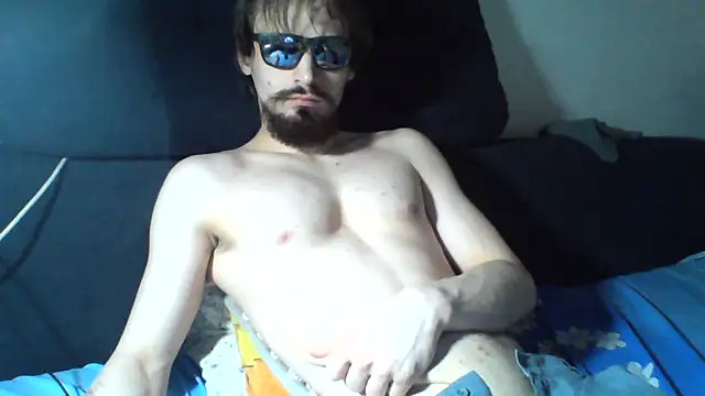 Show modela KaelNox na web-kameri