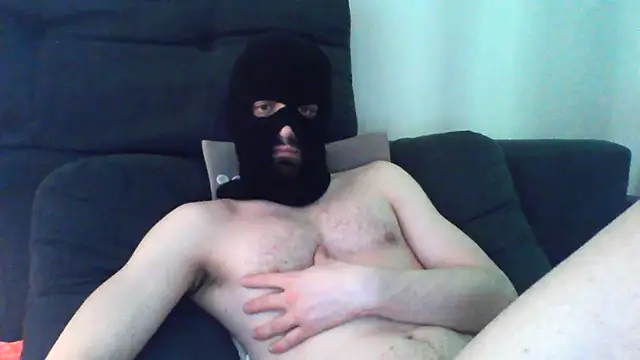 Show modela KaelNox na web-kameri