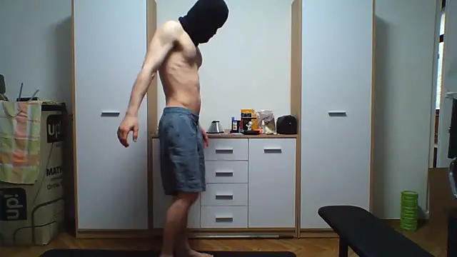 Show modela KaelNox na web-kameri