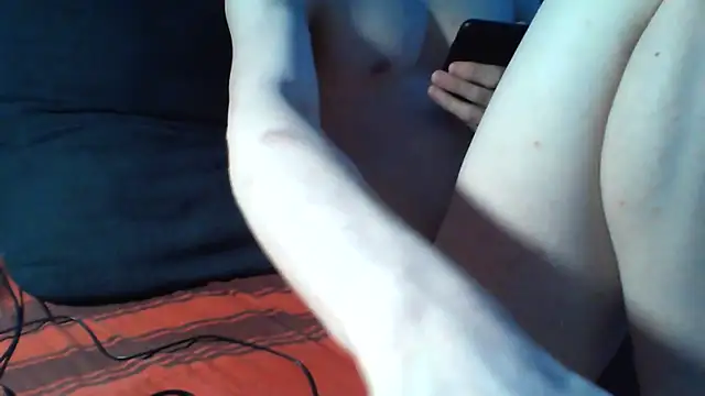 Show modela KaelNox na web-kameri