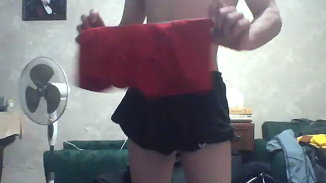 Show modela KaelNox na web-kameri