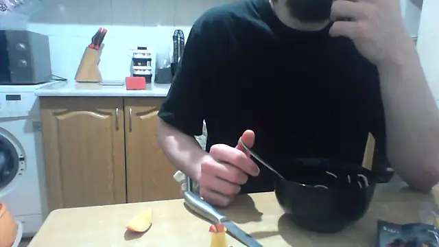 KaelNox Show in webcam