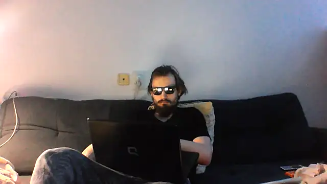 KaelNoxn Webbikameraesitys