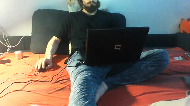 Show modela KaelNox na web-kameri