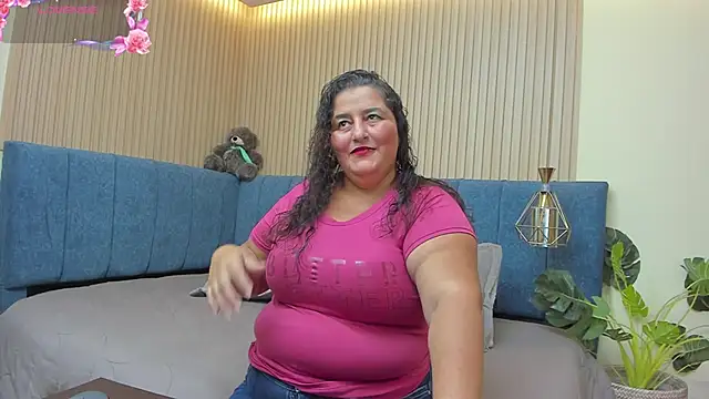 zara_milf's Live XXX Chat