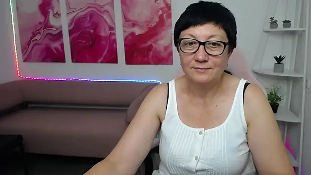 EmilyL0ven Live chat-huone