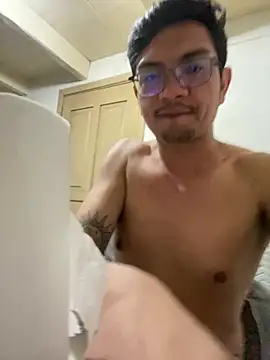 Show de GostosoRS25 na webcam