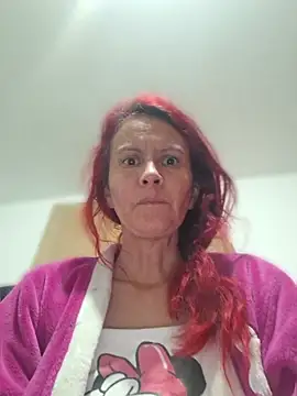 Show de cintia_love na webcam
