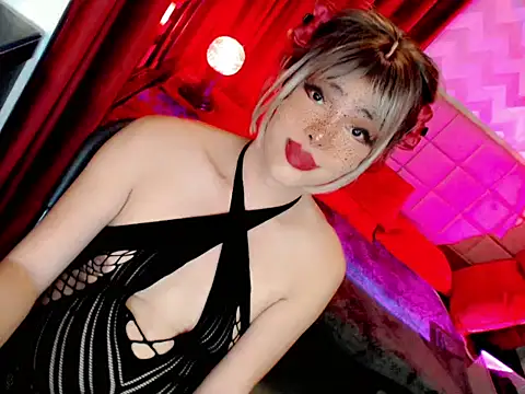 Show modela BEYBIDOMME na web-kameri