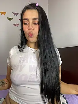 Chat +18 de sophyy_white ao vivo
