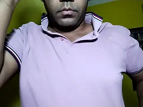 Rocky___01 Adlı Modelin Web Kamerası Şovu