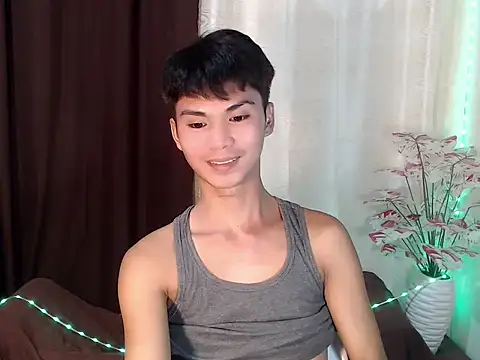 Brandnewboy86's Webcam Show