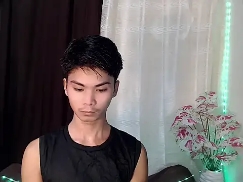 Brandnewboy86 Pertunjukan Webcam